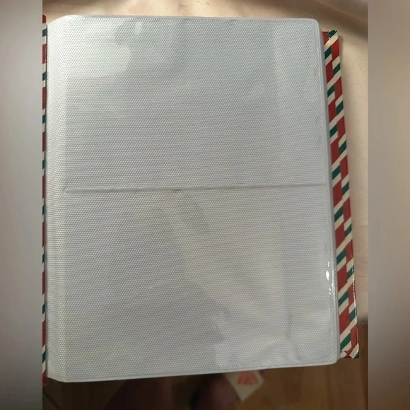 Holiday photo album - Picture 3 of 6